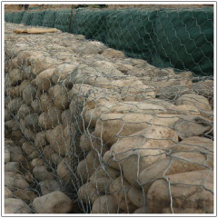 六角网用于河流堤坡防护